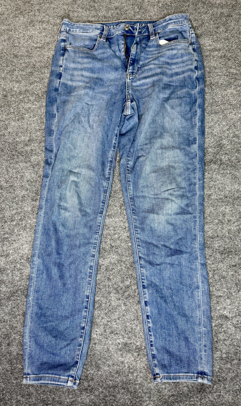 American Eagle Jeans Womens 8 Blue Skinny Stretch Slim Light Wash 31 Inseam